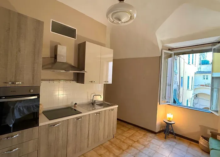 Centro Storico - La Pigna * 圣雷默